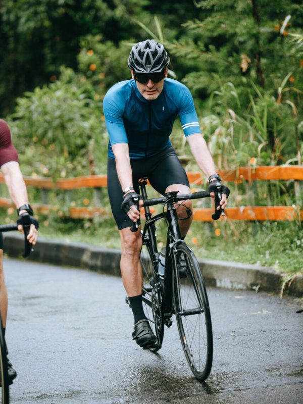 pexels-munbaik-cycling-clothing-5851037